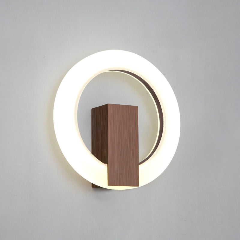 Acrilico Halo Ala Ala a forma di parete Sconcetto Minimalista LED Montate Accensione per camera da letto