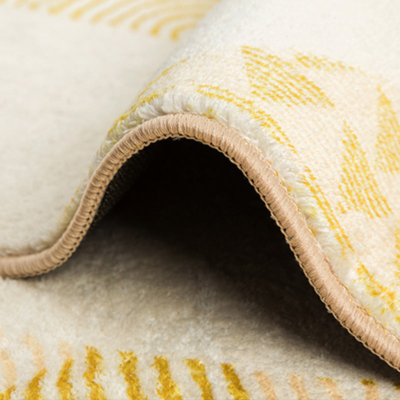 Beige Modern Carpet Polyester Striped Carpet Non-Slip Backing Carpet for Living Room