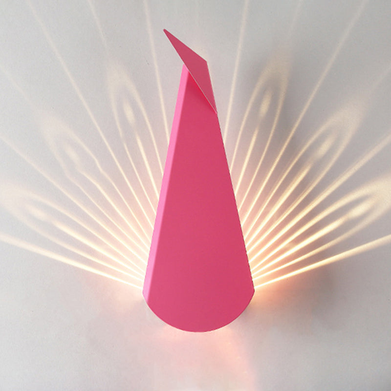 Pfauenwandmontierte Lampe postmoderne Einfachheit Metall Wandleuchte für Wohnzimmer