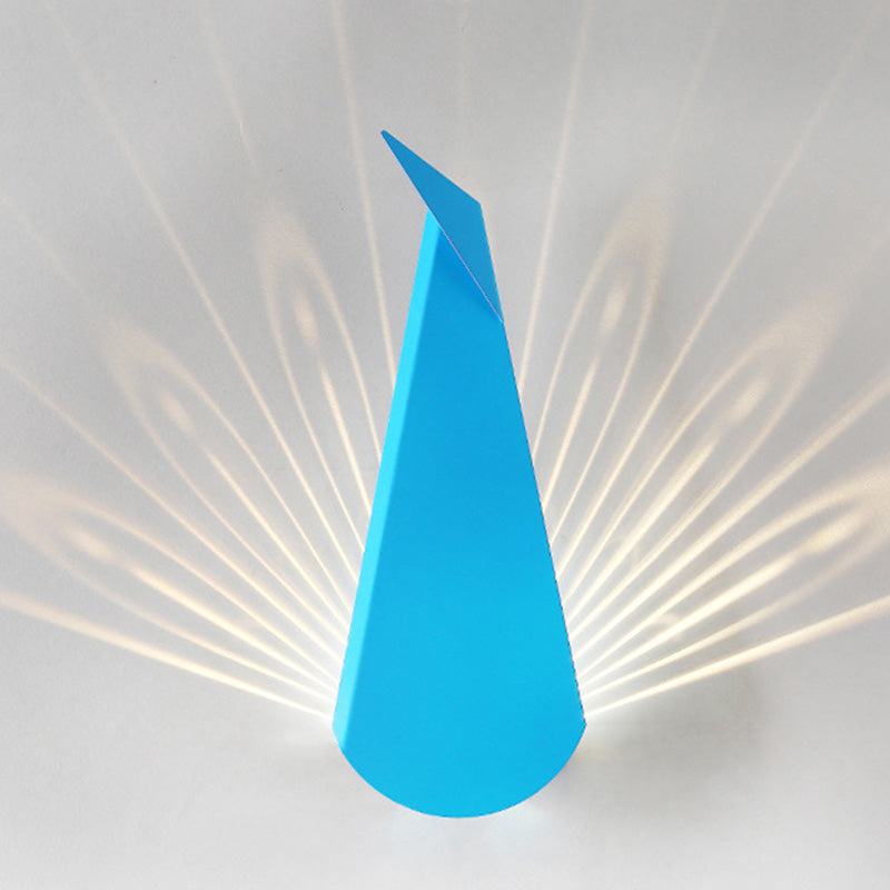 Pfauenwandmontierte Lampe postmoderne Einfachheit Metall Wandleuchte für Wohnzimmer