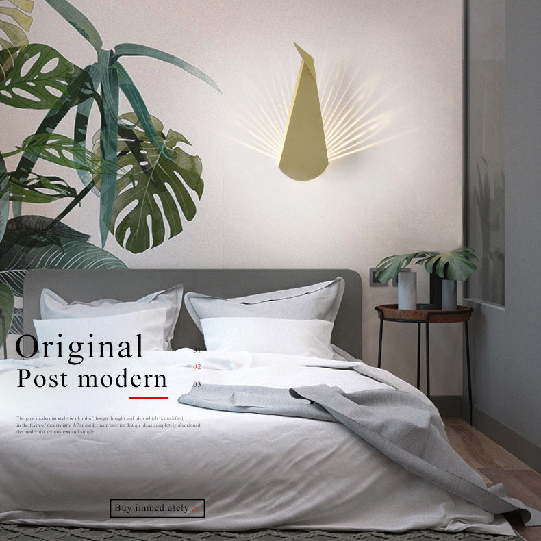 Pfauenwandmontierte Lampe postmoderne Einfachheit Metall Wandleuchte für Wohnzimmer