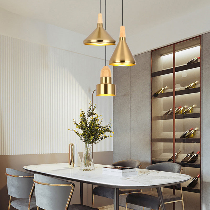 Zeitgenössische Deckenleuchte mit Metallschatten für Wohnzimmer