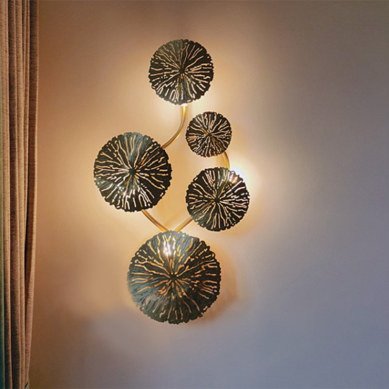 Luz de pared de la hoja de loto en forma de pared posmoderna de acero inoxidable aplastador de pared en oro