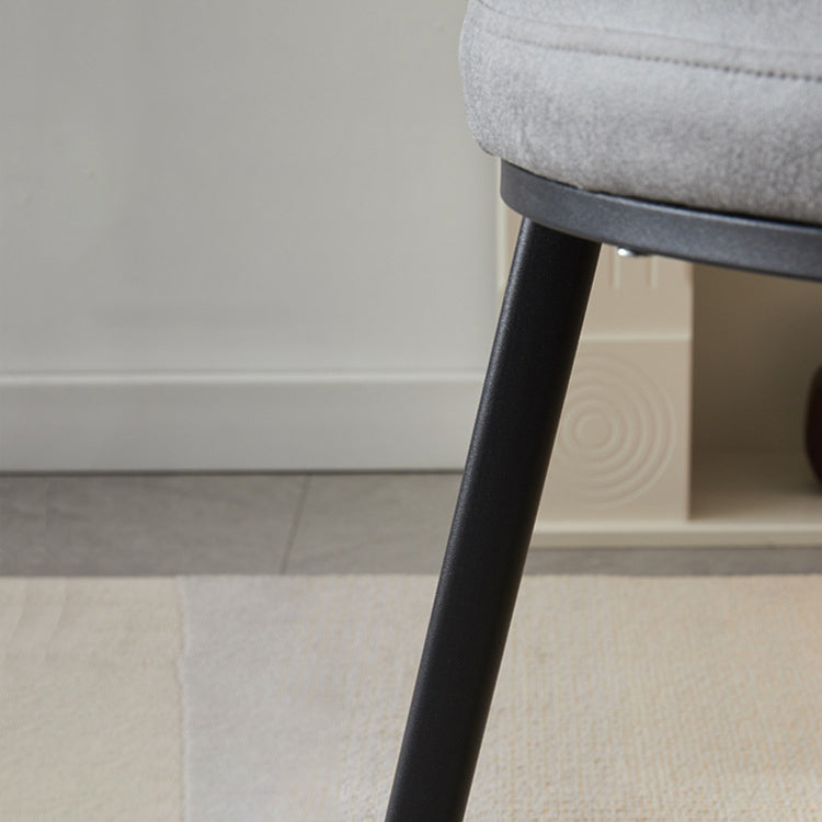 Chaise contemporaine à coussin en éponge haute densité de 17'' de large Parsons Chair