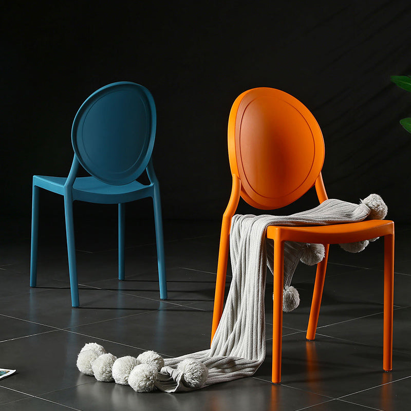 Chaises de salle à manger en plastique sans bras contemporaines, chaise latérale de salle à manger à dossier ouvert pour usage domestique