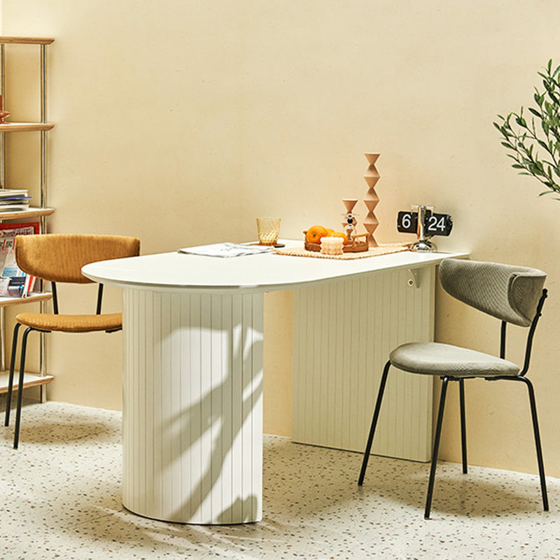 Eigentijdse eettafel gesinterde stenen tafel met dubbele voetstuk om te dineren