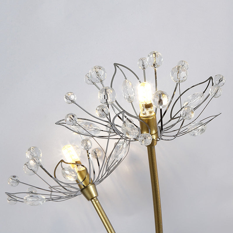 Lampada da parete a parete in metallo moderno nordico a 3 luci per la camera da letto