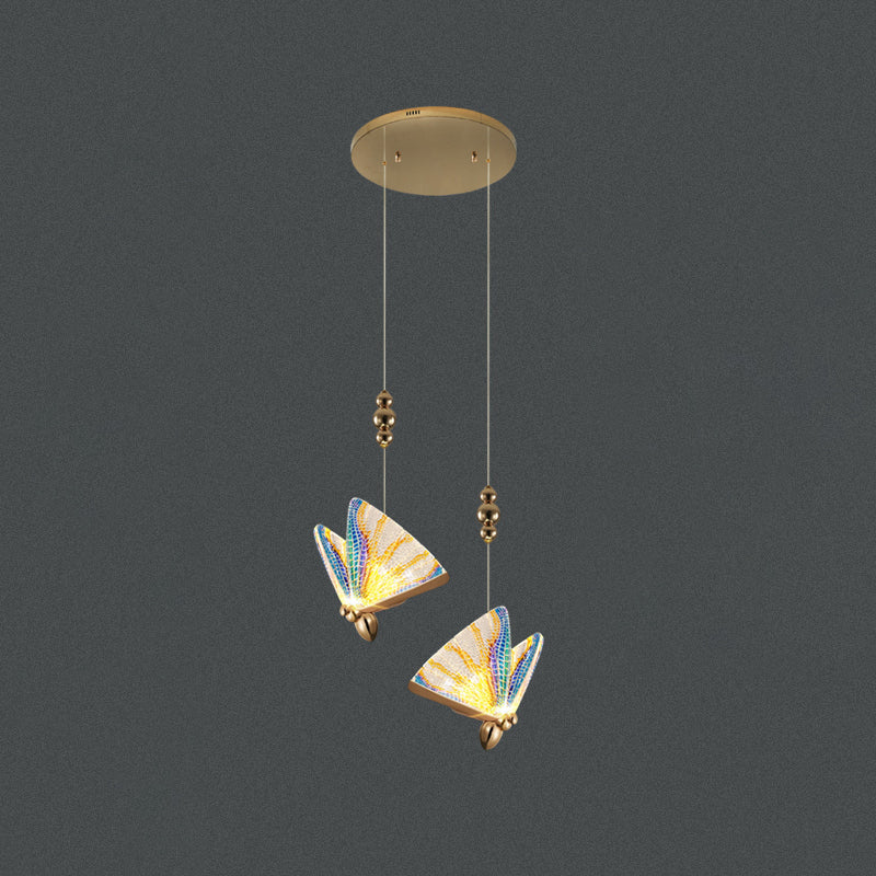 Lampe suspendue à LED en or acrylique dans le style en alliage zinc moderne de style artistique