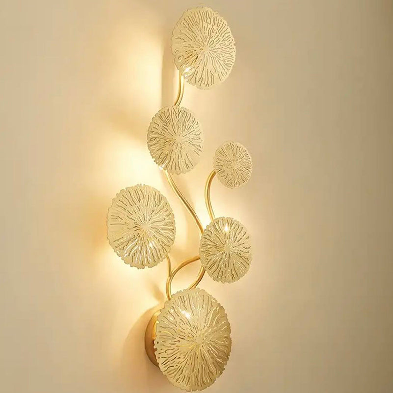 Metal Gold Wall Lamp in Modern Creative Style Stainless-Steel Lotus Shape Wall Sconce for Bedroom