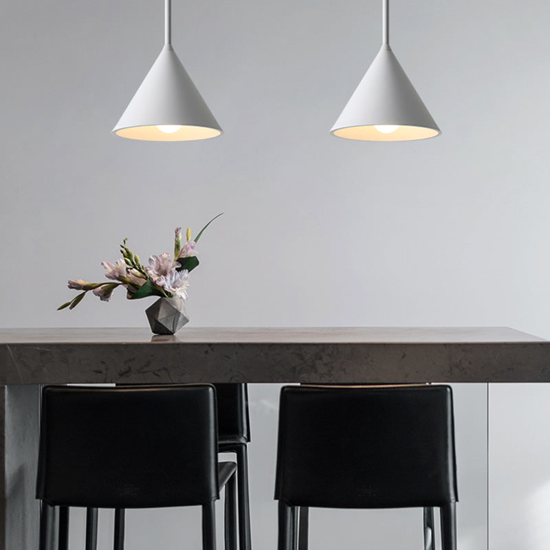 Lámpara colgante de techo Macron Luz de techo de metal simple para dormitorio de comedor