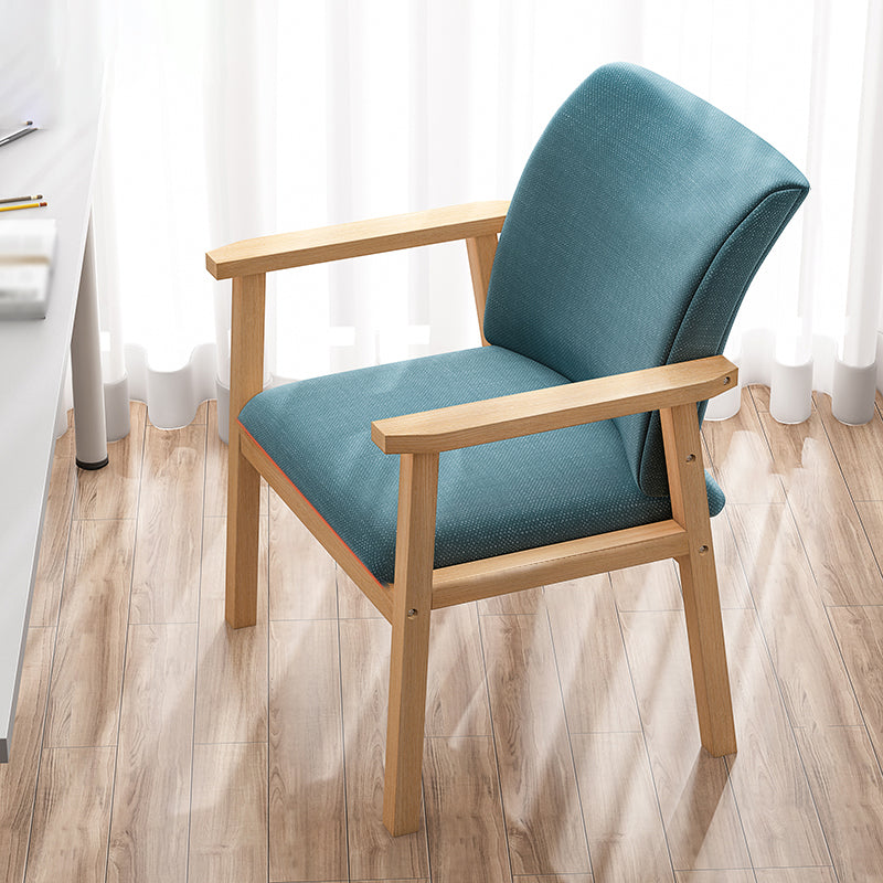 Chaise de salle à manger en bois avec fauteuil à dossier massif en bois d'hévéa scandinave avec pieds naturels