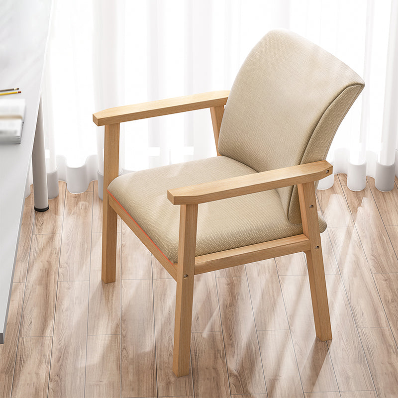 Chaise de salle à manger en bois avec fauteuil à dossier massif en bois d'hévéa scandinave avec pieds naturels