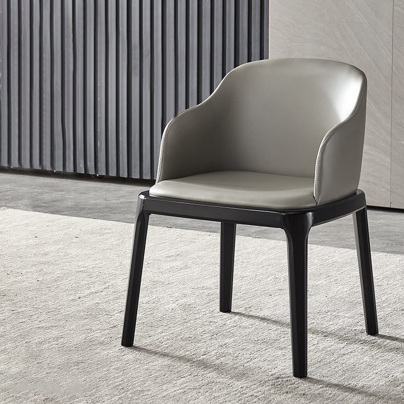 Chaise carrée contemporaine en cuir avec pieds en bois, fauteuil latéral de salle à manger pour cuisine