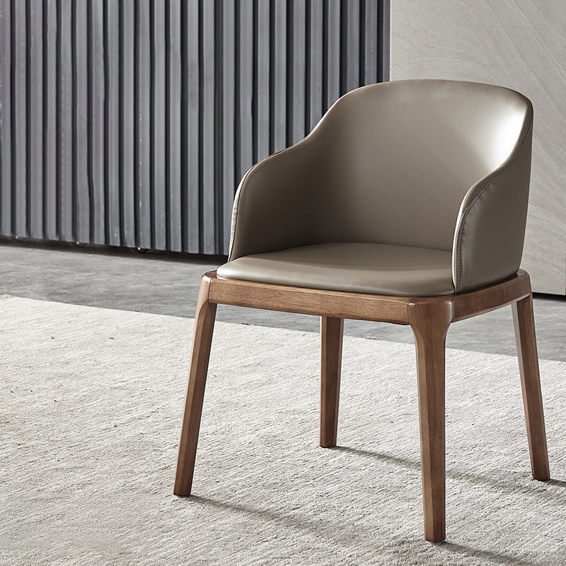 Chaise carrée contemporaine en cuir avec pieds en bois, fauteuil latéral de salle à manger pour cuisine