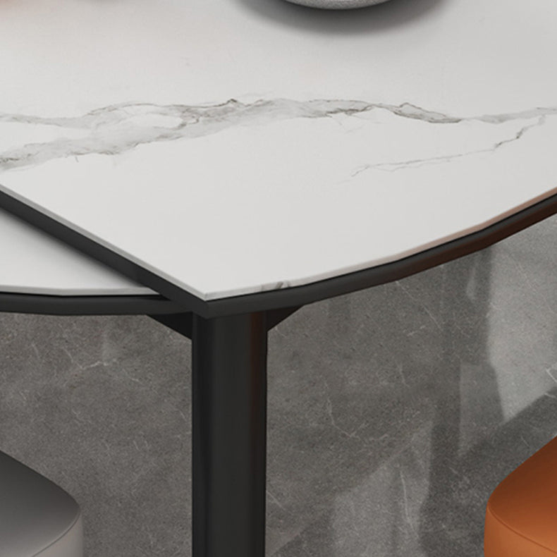 Modern Style Sintered Stone Dining Table Round Table with 4 Legs for Home Use
