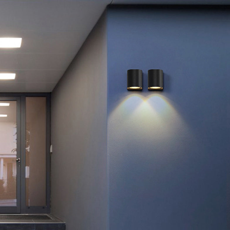 Geometric Shade Wall Lighting Modern Style Metal 1 Light Sconce Light in Black