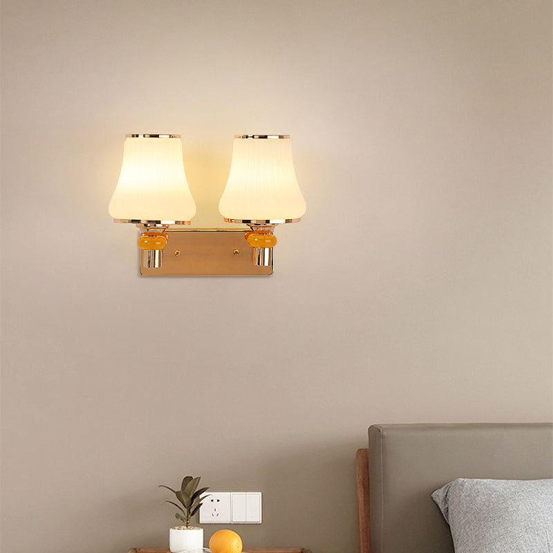 Iluminación de pared de sombra única luz de metal de estilo moderno para dormitorio de sala de estar