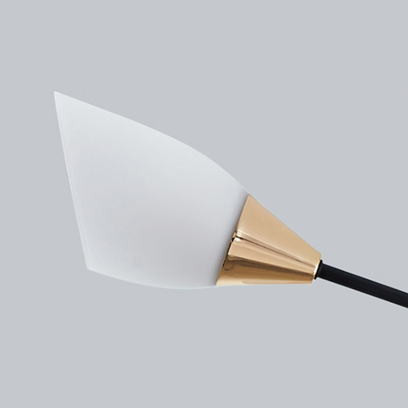 Moderner Kronleuchter mit Opal gefrosteter Glasschatten schwarzer Anhänger Beleuchtung für Esszimmer Schlafzimmer