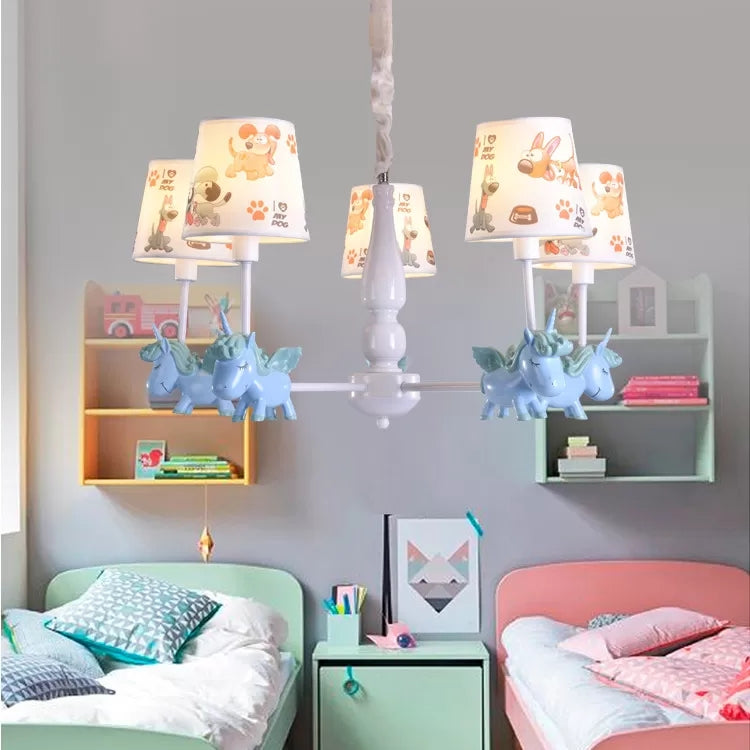 Chandelier de chambre à coucher enfant à licorne avec de la nuance de tissu métal 5 têtes Belle pendentif lampe