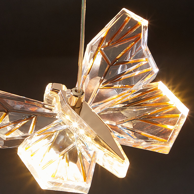 Luz de colgante de clúster de mariposa acrílica Estilo moderno Multi luces transparentes Luz de techo colgante