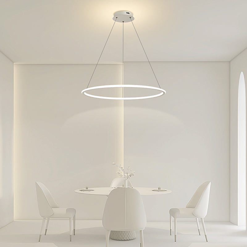 Lampaggio della sala da pranzo moderna per sala da pranzo.