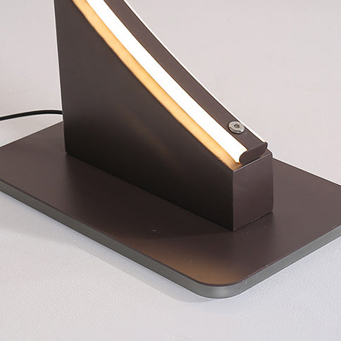 Nordic Artistic Simple Modern Style LED Table Lamp for Living Room Bedroom