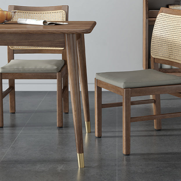 Contemporary Standard Brown Dining Table Solid Wood Rectangle Dining Table for Kitchen