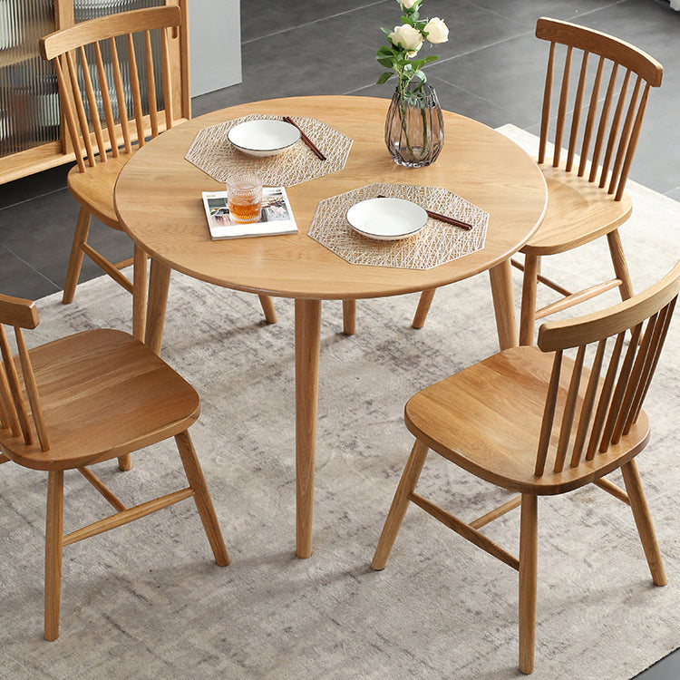 Modern Style Solid Wood Dining Table Round Table with 4 Legs for Coffee Shop