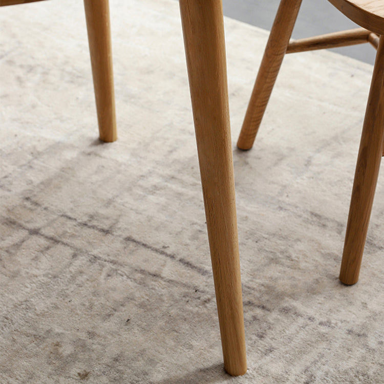 Modern Style Solid Wood Dining Table Round Table with 4 Legs for Coffee Shop