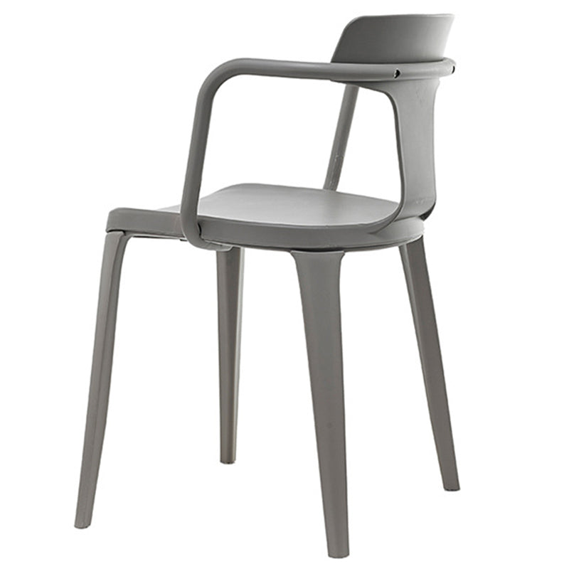 Chaise de bras à la maison contemporaine dos en plastique en plastique empilable chaise de salle à manger empilable