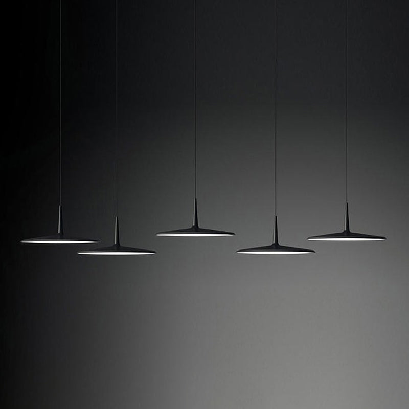 Minimalistischer Metallheizanhänger leichter, flacher Schatten 1-Licht-LED-Anhängerbeleuchtung für Esstisch