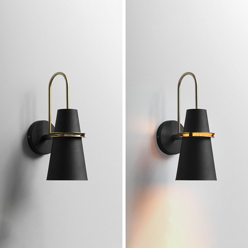 Illuminazione a parete svasata in metallo contemporaneo 1 lampada montata a parete per la testa