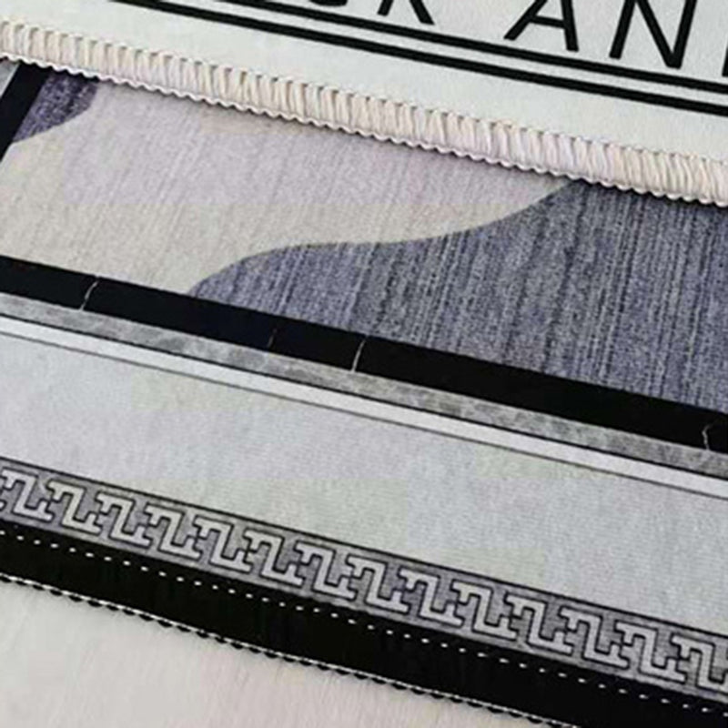 Contemporary Checkered Print Rug Polyester Carpet Stain Resistant Indoor Rug for Home Decoration