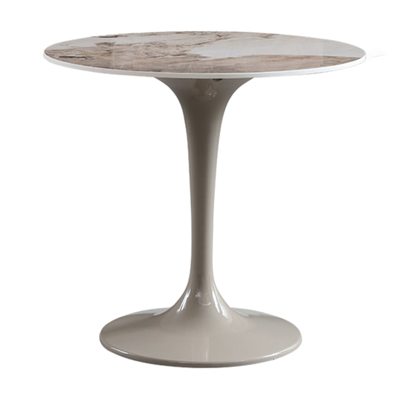 Ronde eigentijdse eettafel in bruintinten Vaste tafel van gesinterde steen
