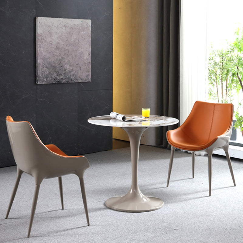 Ronde eigentijdse eettafel in bruintinten Vaste tafel van gesinterde steen