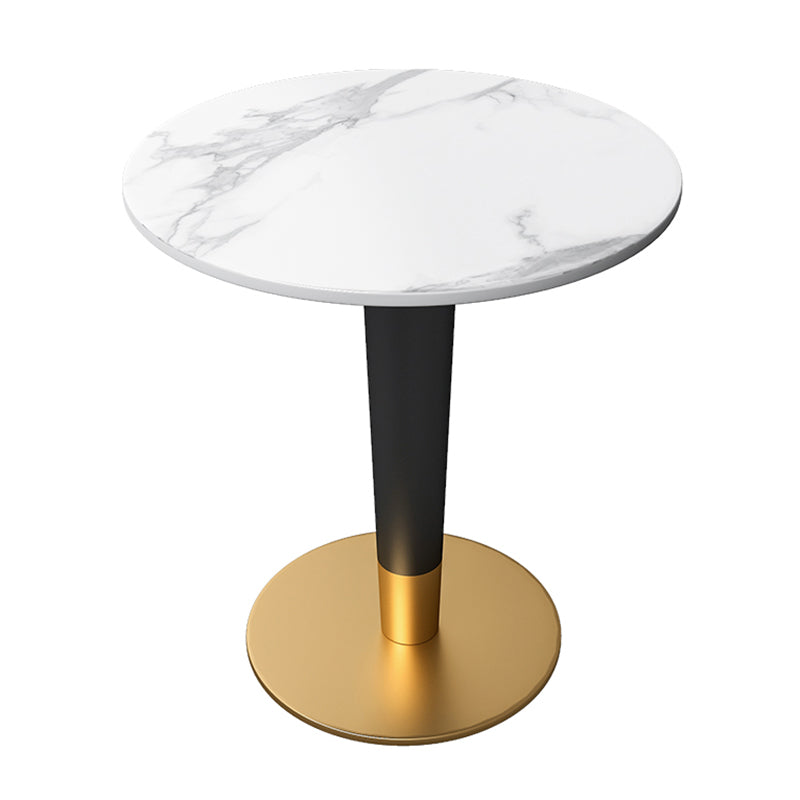 Minimalistische keuken standaard eettafel ronde vorm gesinterde stenen eettafel in wit