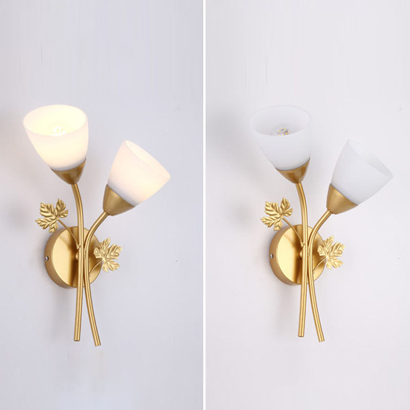 Moderne wandkandellicht, wit glas 2-lichtsconstructie Lamp voor slaapkamer