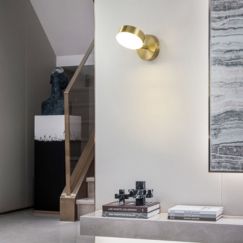 1-Light Geometric Shade Wall Sconce Post-Modern Simple Style Wall Lighting in Brass