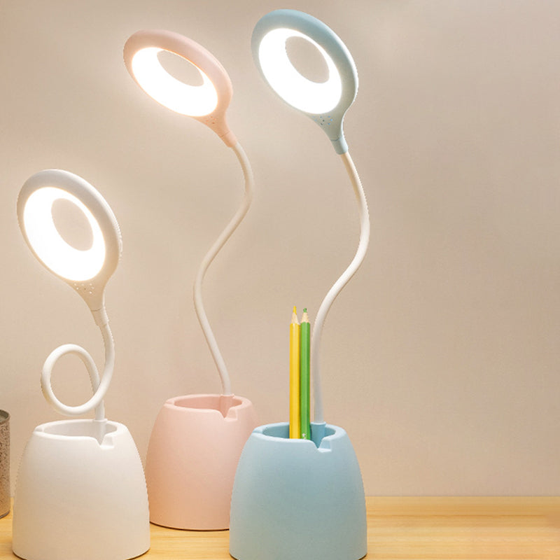 Lampada da tavolo moderna a 1 luci con circolo USB Luce da tavolo per il dormitorio