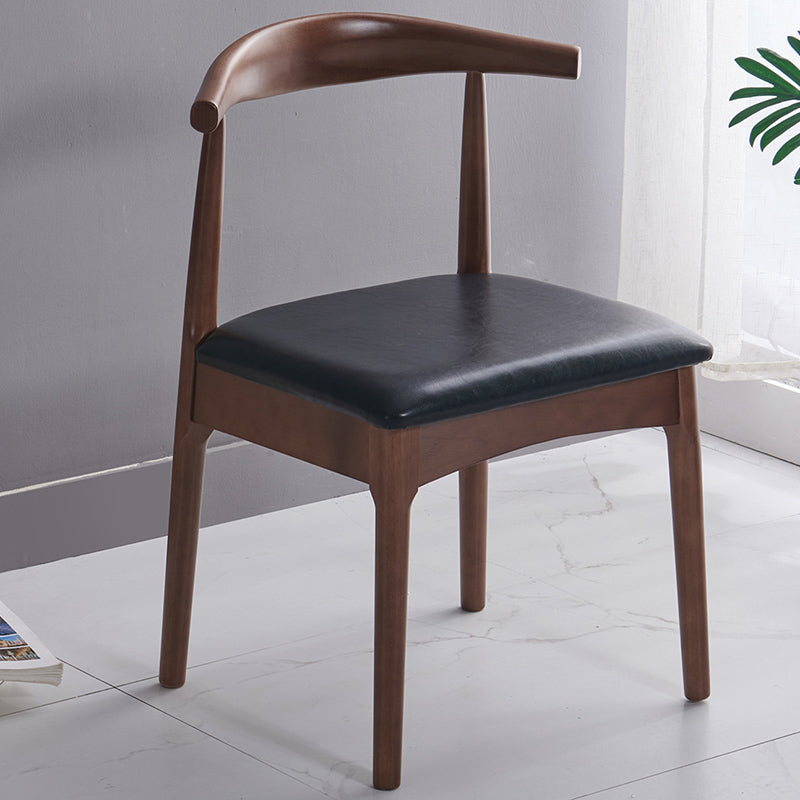 Chaise de salle à manger contemporaine chaise latérale ouverte avec des pattes en bois pour un usage domestique