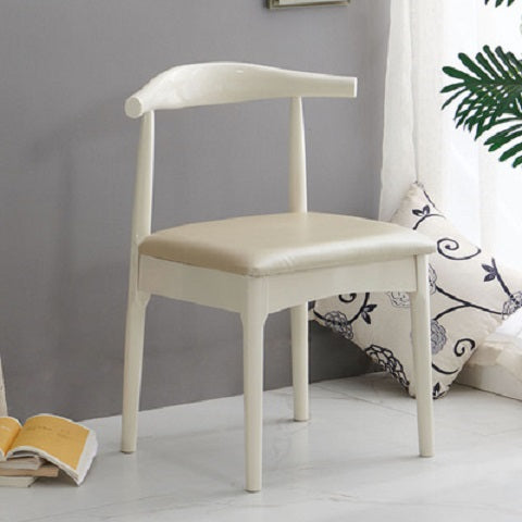 Chaise de salle à manger contemporaine chaise latérale ouverte avec des pattes en bois pour un usage domestique