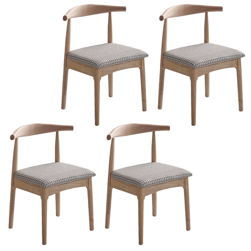 Chaise de salle à manger contemporaine chaise latérale ouverte avec des pattes en bois pour un usage domestique