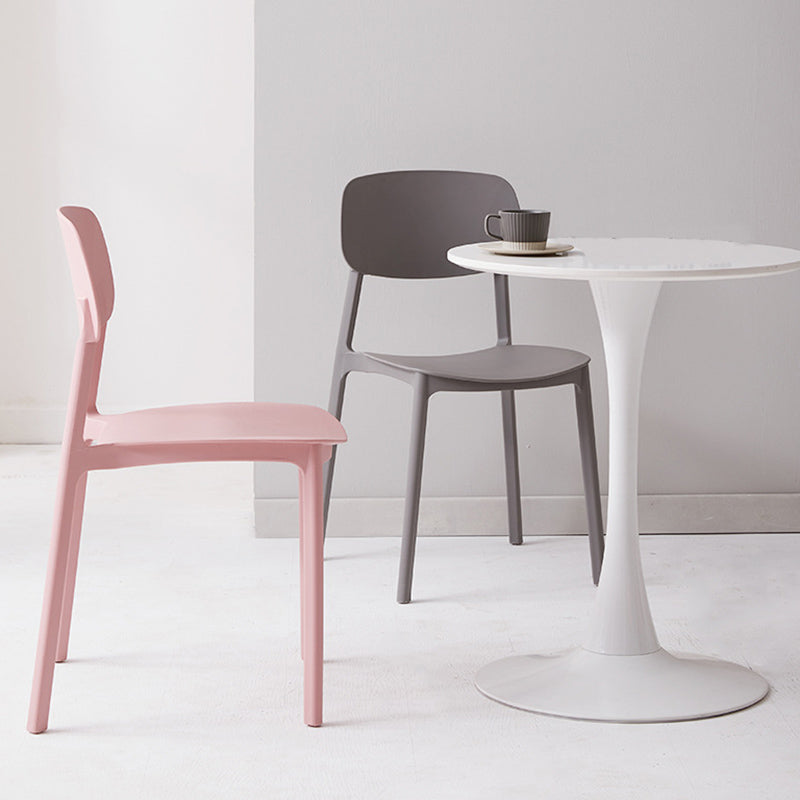 Plastic à dos ouvert en plastique moderne 32 "H CAISE SANS LA PRODUCTION DU DINAGE pour restaurant