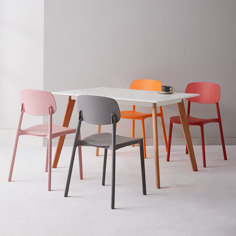 Plastic à dos ouvert en plastique moderne 32 "H CAISE SANS LA PRODUCTION DU DINAGE pour restaurant