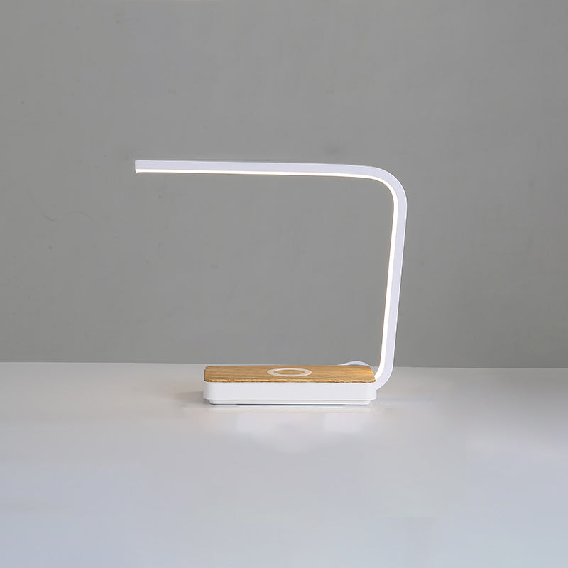 1 Leichte lineare Tischlampe moderne LED -Tischlampen Metall Nachttischlampen