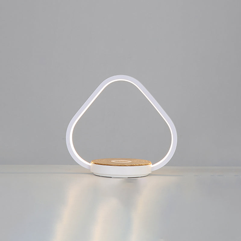 1 Leichte lineare Tischlampe moderne LED -Tischlampen Metall Nachttischlampen