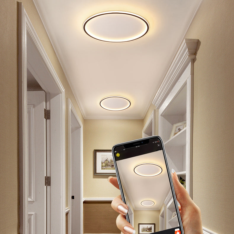 Metal geométrico cerca del accesorio de techo de montaje empotrado LED nórdico con iluminación de techo