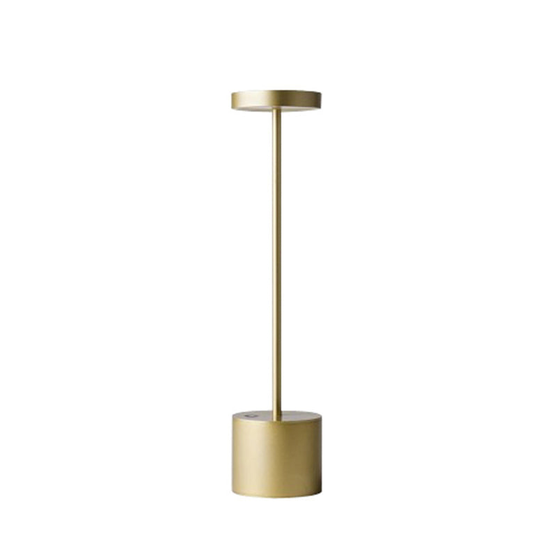 Lampada da scrivania per soggiorno con camera da letto in metallo in stile decorazione postmoderna a una testa