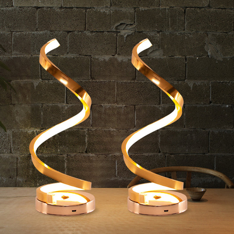Postmodern Line Model Metal Desk Lamp for Bedroom Living Room Table Lamps