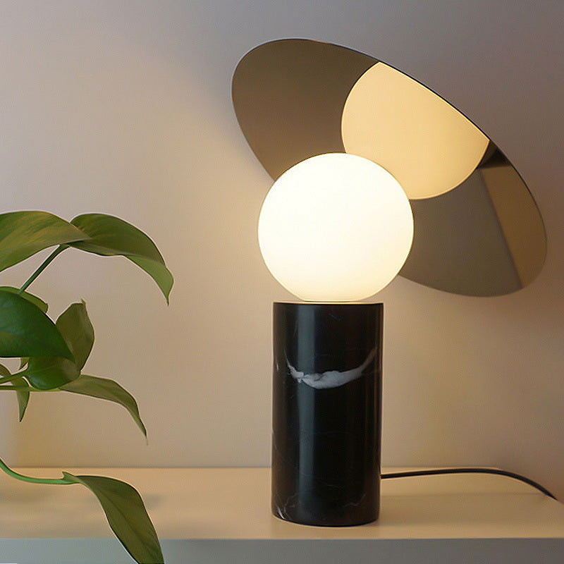 Nuits rondes en métal et lampe de style simplicité Lumière avec base en marbre